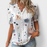 Célia - Blusa com Decote em V