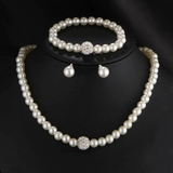 Mariana - Peça Elegante de Pérolas